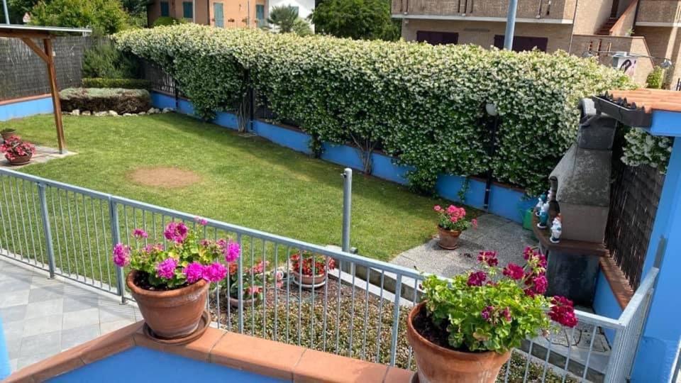 多尔斯索尼奥住宿加早餐公寓 SantʼElpidio a Mare 外观 照片